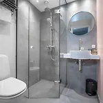 Hotel One