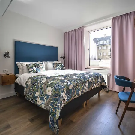 Hotel One