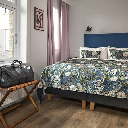 Hotel One 4*