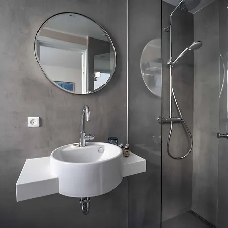One Hotel 4*