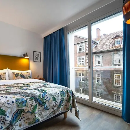 Hotel One 4*