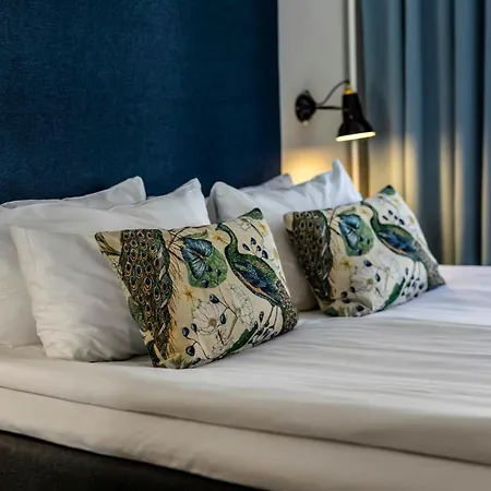 One Hotel 4*