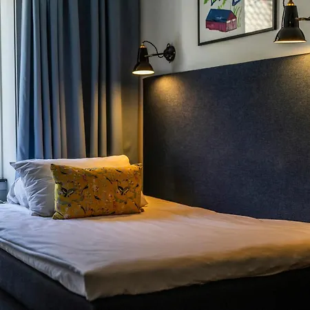 Hotel One