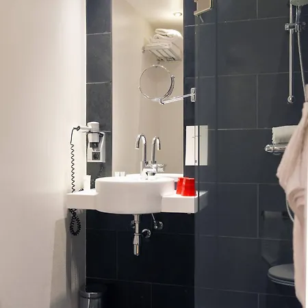 One Hotel 4*